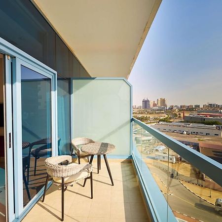 Radisson Blu Hotel Apartment Dubai Silicon Oasis ภายนอก รูปภาพ