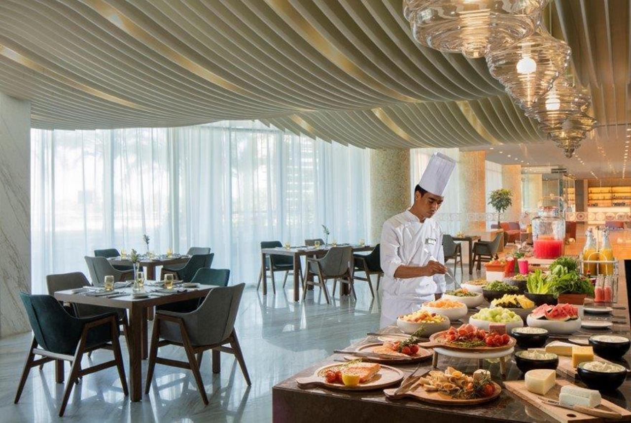 Radisson Blu Hotel Apartment Dubai Silicon Oasis ภายนอก รูปภาพ