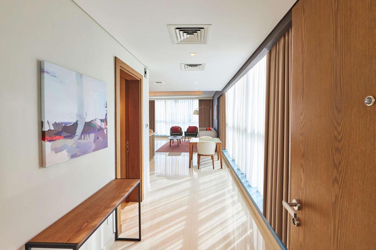 Radisson Blu Hotel Apartment Dubai Silicon Oasis ภายนอก รูปภาพ