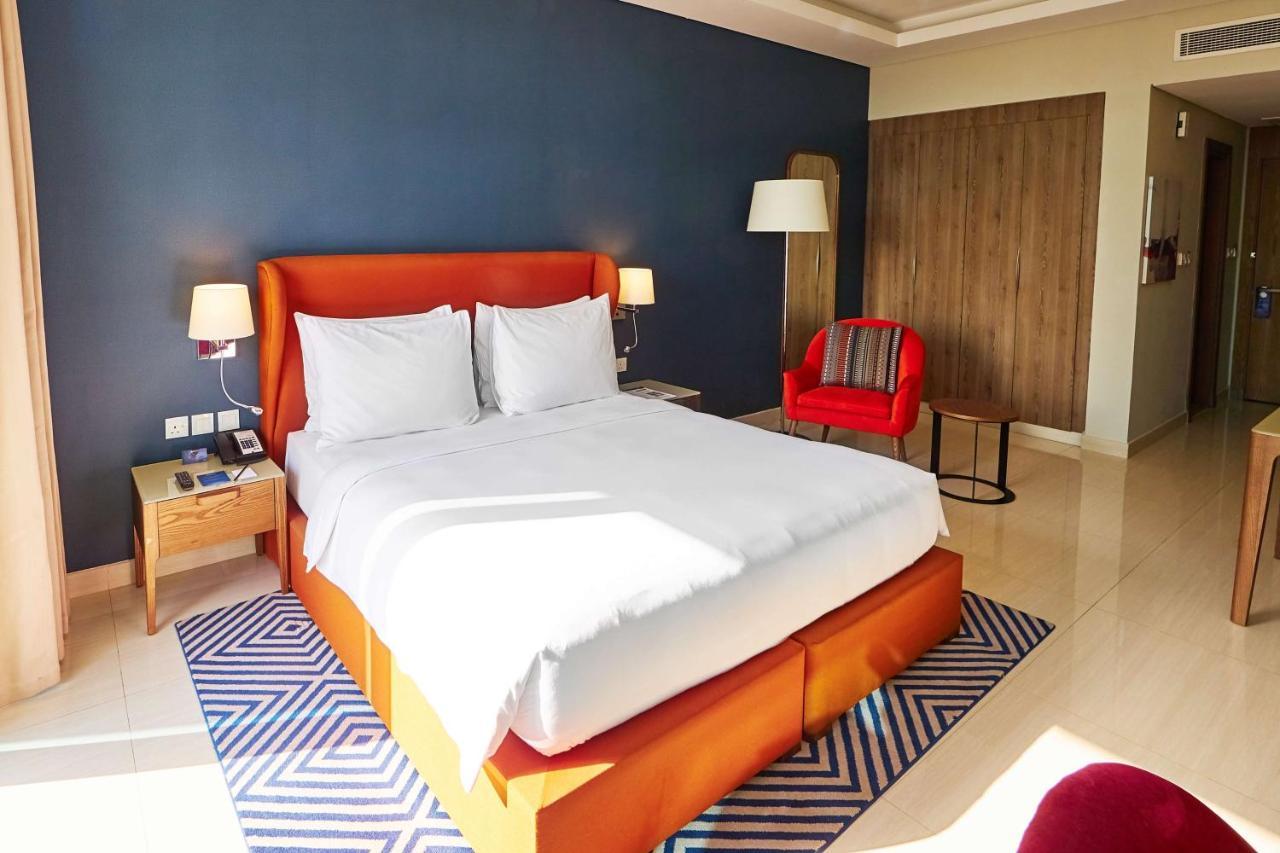 Radisson Blu Hotel Apartment Dubai Silicon Oasis ภายนอก รูปภาพ